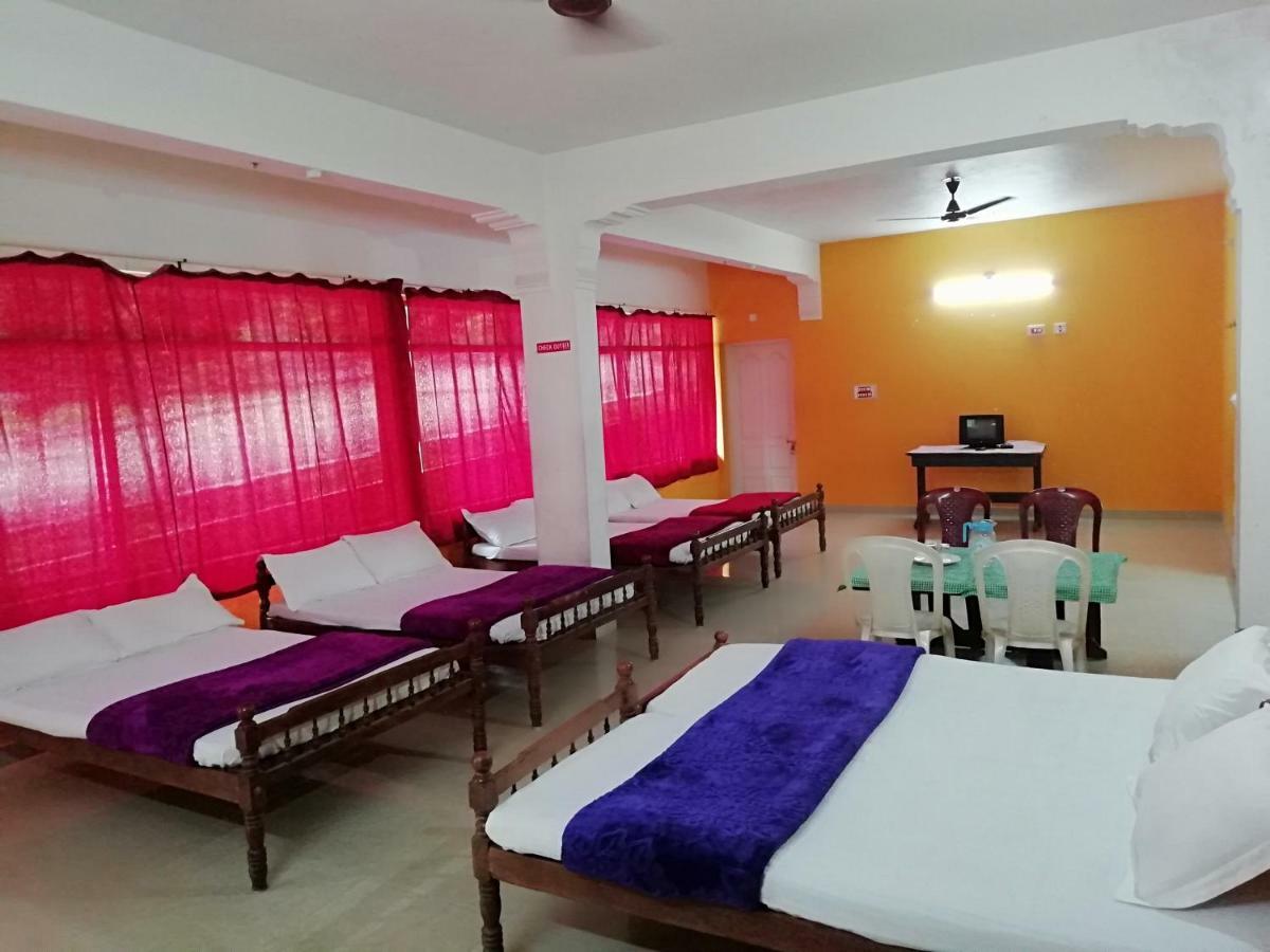 Marayoor Holidays Annex Paradise Valley Inn Maraiyur Exterior photo